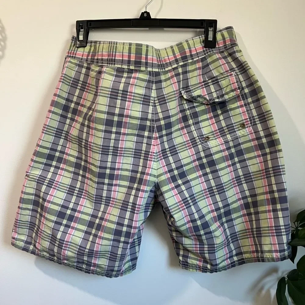 Vineyard Vines Board Shorts Men’s Size 33